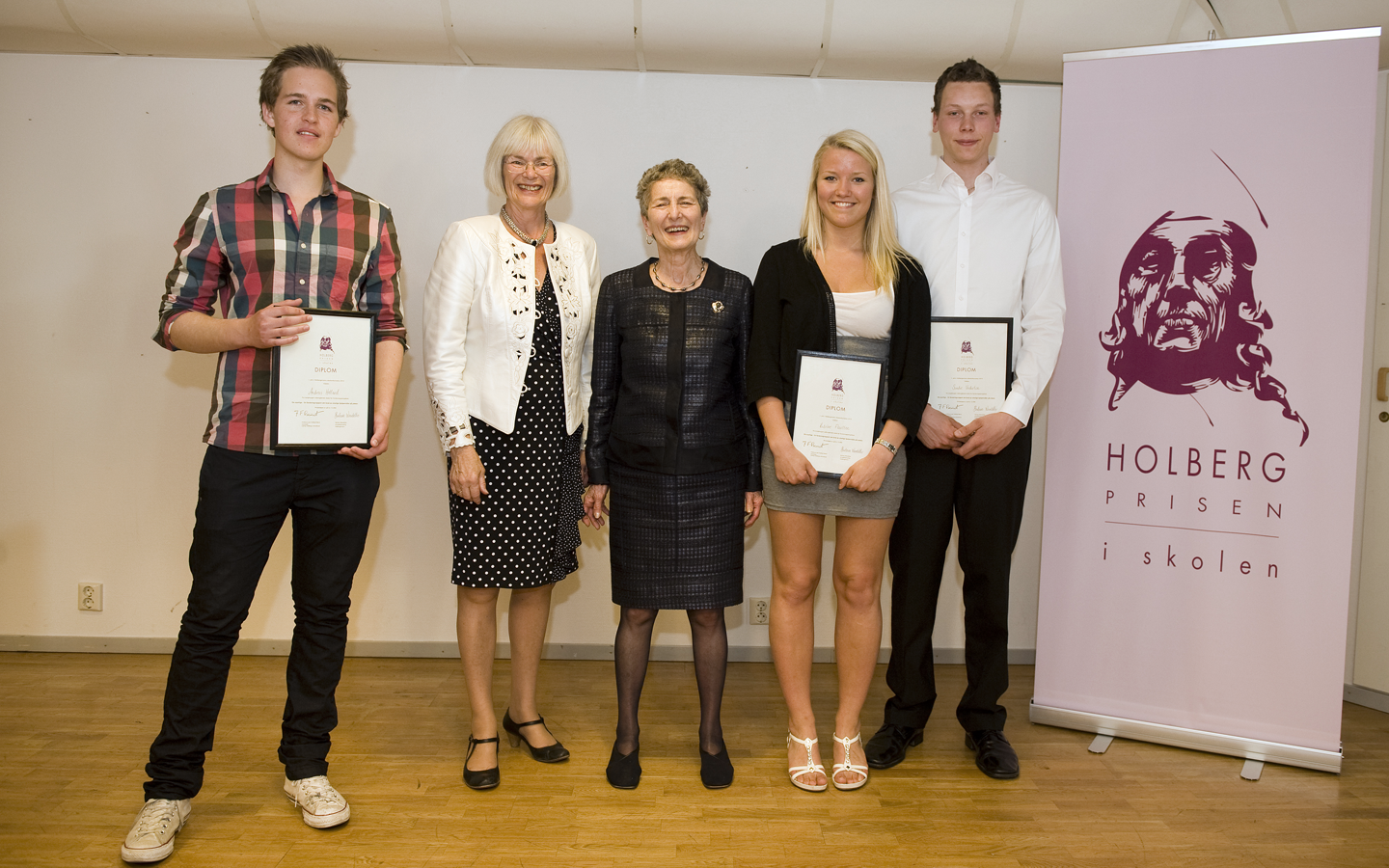 Førsteprisvinnere av Holbergprisen i skolen 2010. Foto: Marit Hommedal / Scanxpix