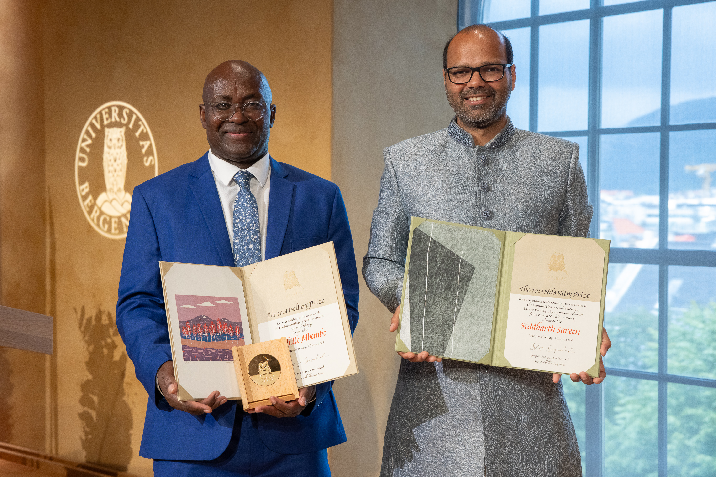 Holbergprisen og NIls Klim-prisen ble idag overrakt til henholdsvis Achille Mbembe og Siddharth Sareen. 