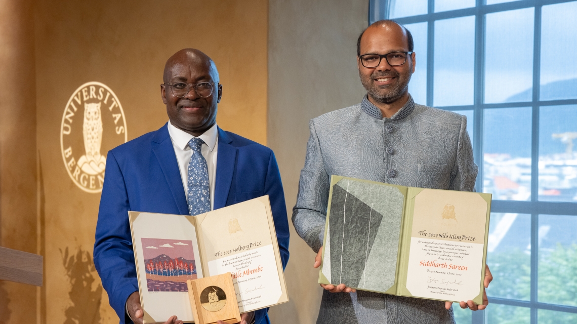 Holbergprisen og NIls Klim-prisen ble idag overrakt til henholdsvis Achille Mbembe og Siddharth Sareen. 